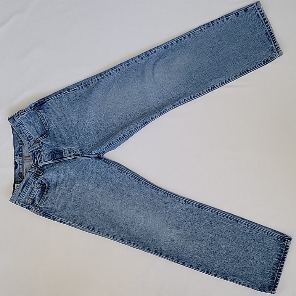 Levi's 501 Womens Jeans 26 Waist 30 Length Leather Patch Big L Tag 100% cotton